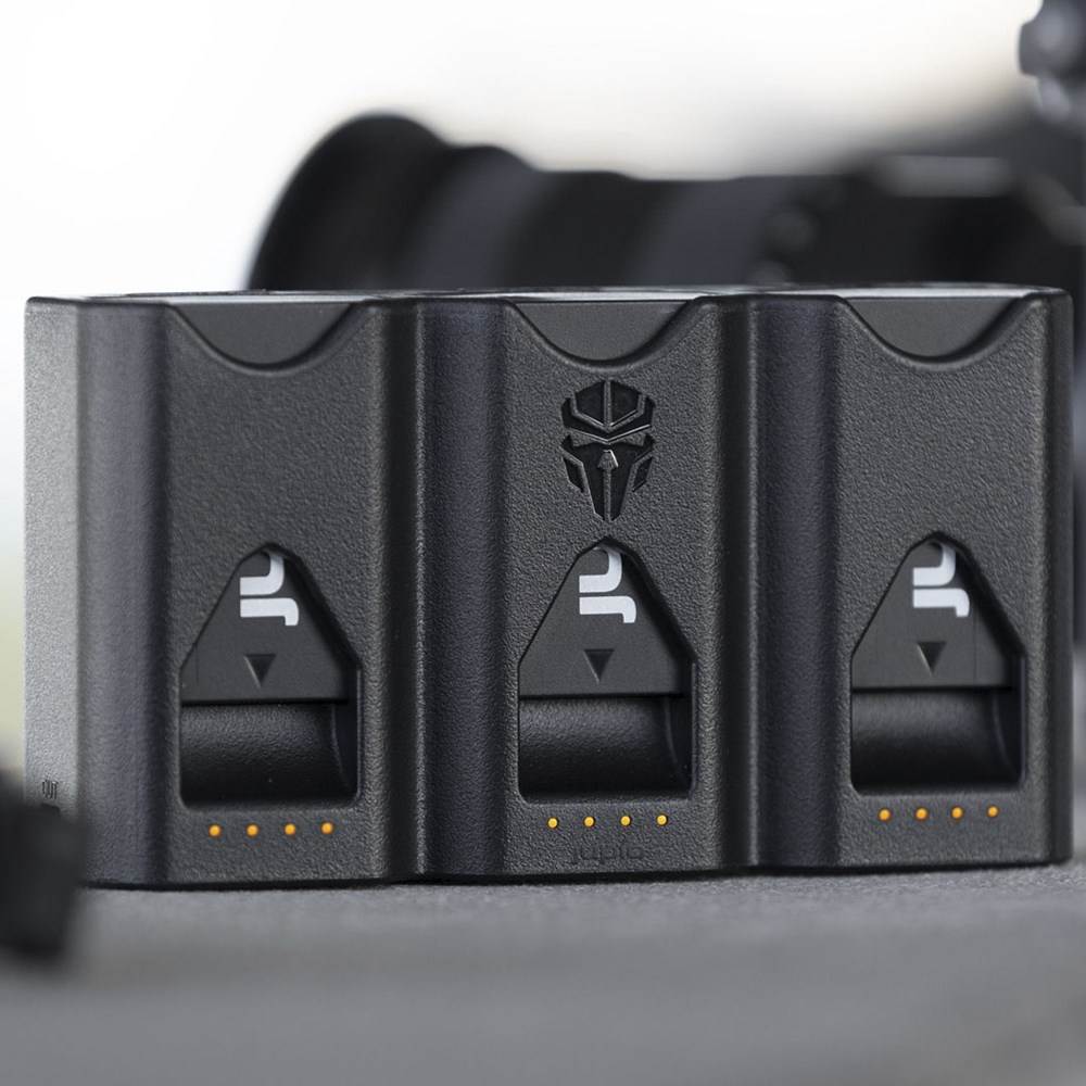 Jupio Pr1me Gear Tri-Charge Fujifilm  W235 Battery Charger